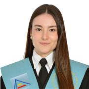 Graduada en Filología Inglesa, enseño a pequeños y mayores a aprender inglés desde un enfoque práctico y un método personalizado